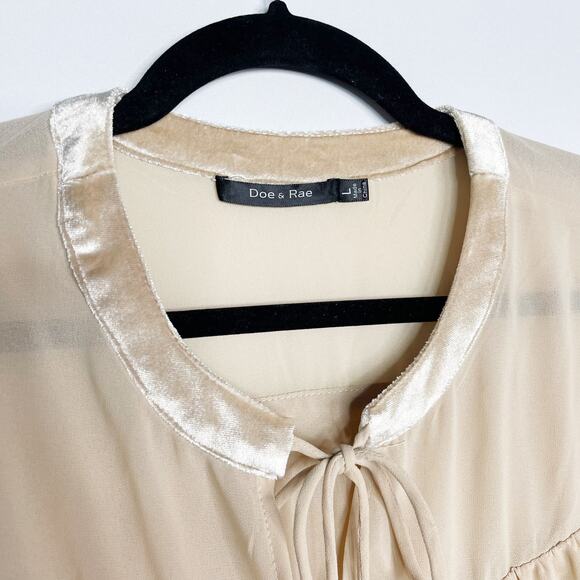 New Doe & Rae Large L Cream Pink Velvet Trim Pleated Long Sleeve Blouse Top - Picture 8 of 13